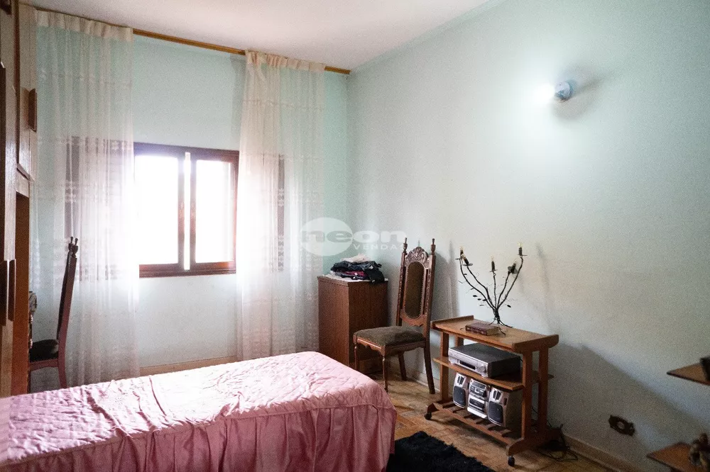 Casa, 3 quartos, 192 m² - Foto 1