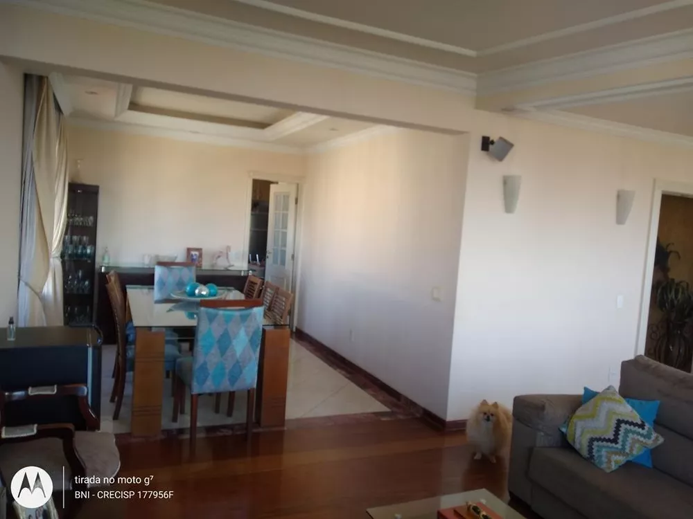 Apartamento à venda com 4 quartos, 195m² - Foto 4