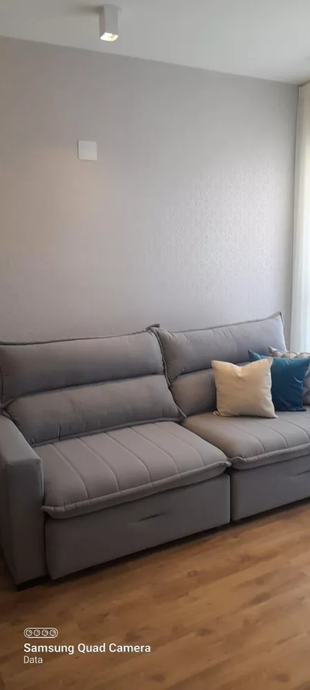 Apartamento à venda com 2 quartos, 62m² - Foto 3