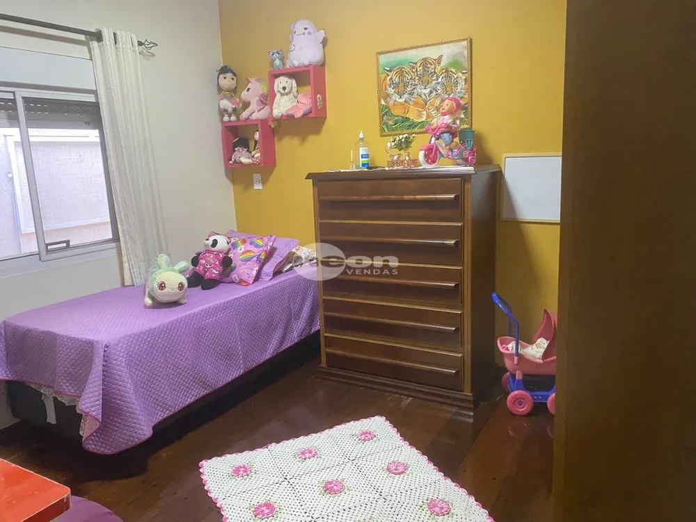 Casa, 3 quartos, 323 m² - Foto 10