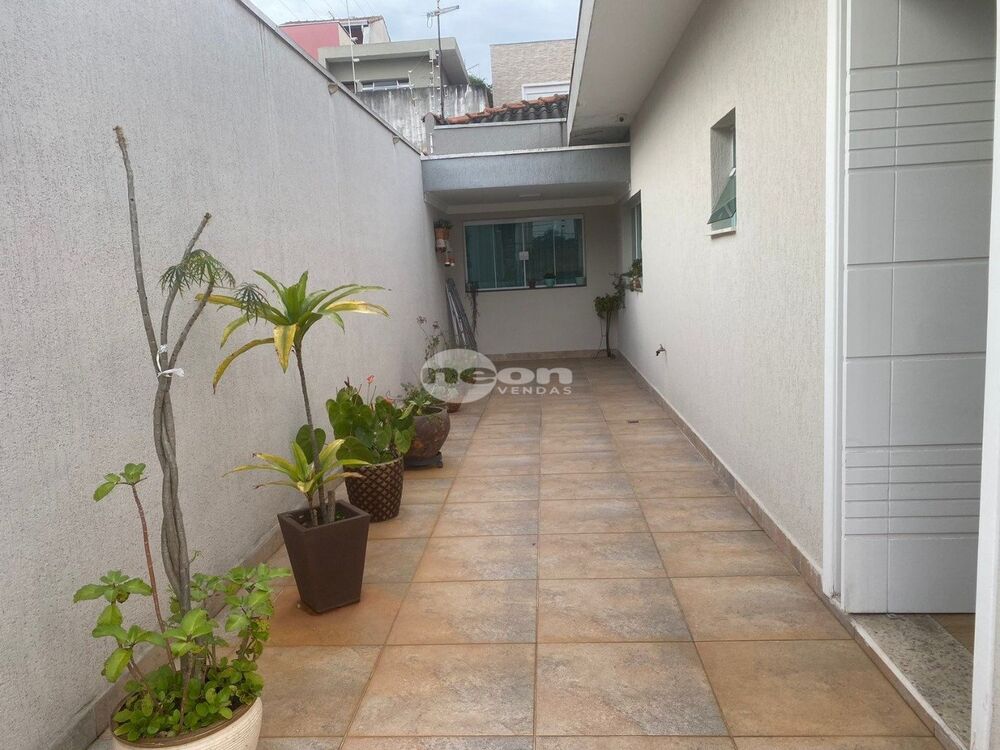 Casa, 3 quartos, 323 m² - Foto 3
