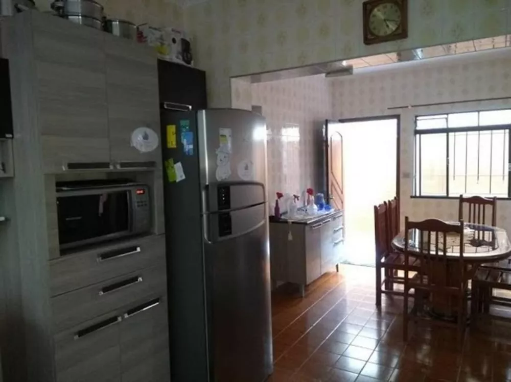 Casa, 3 quartos, 227 m² - Foto 3