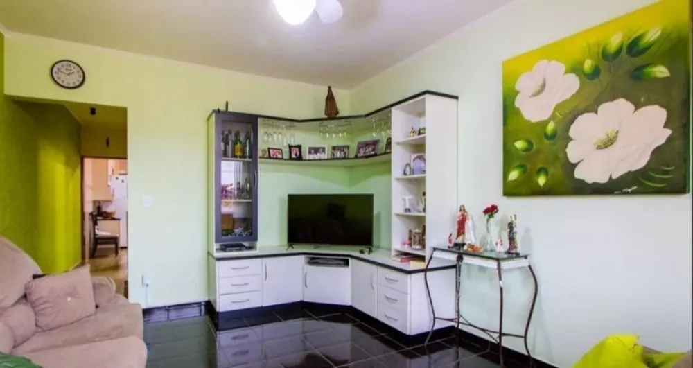Casa, 3 quartos, 198 m² - Foto 1