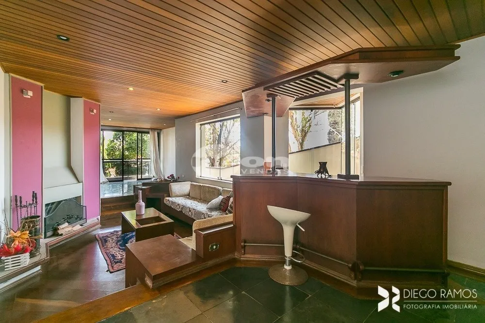 Casa, 4 quartos, 620 m² - Foto 1