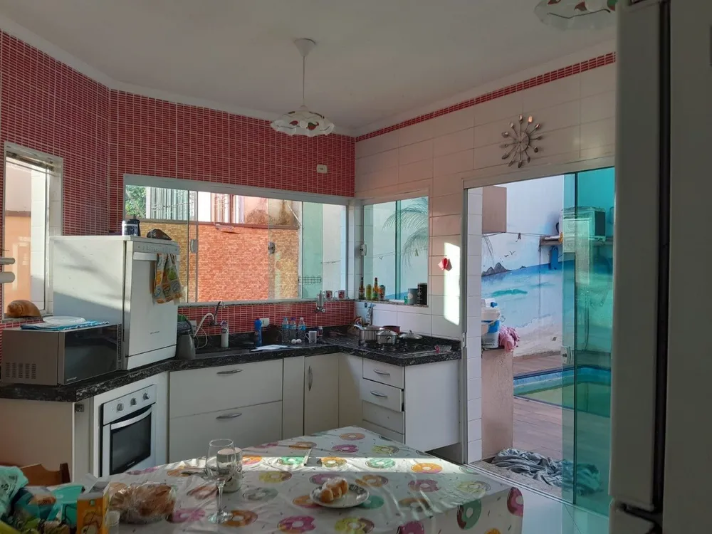 Casa, 2 quartos, 192 m² - Foto 3