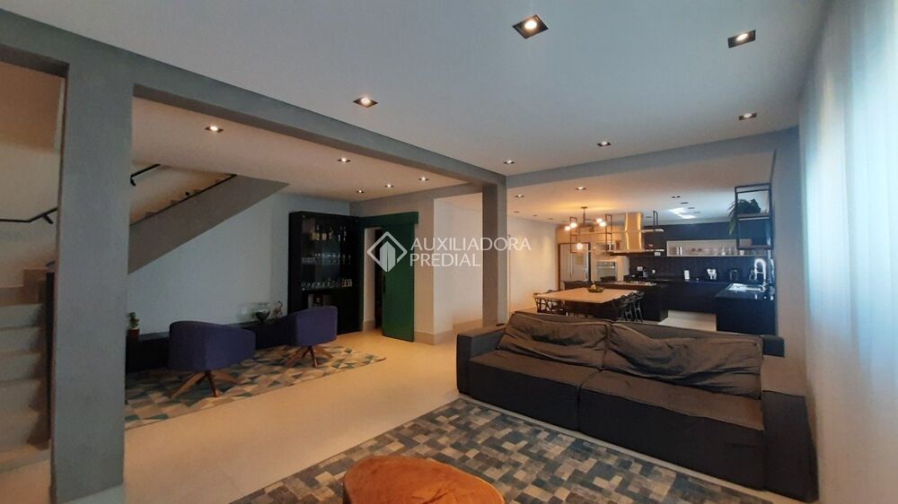 Casa, 4 quartos, 340 m² - Foto 2