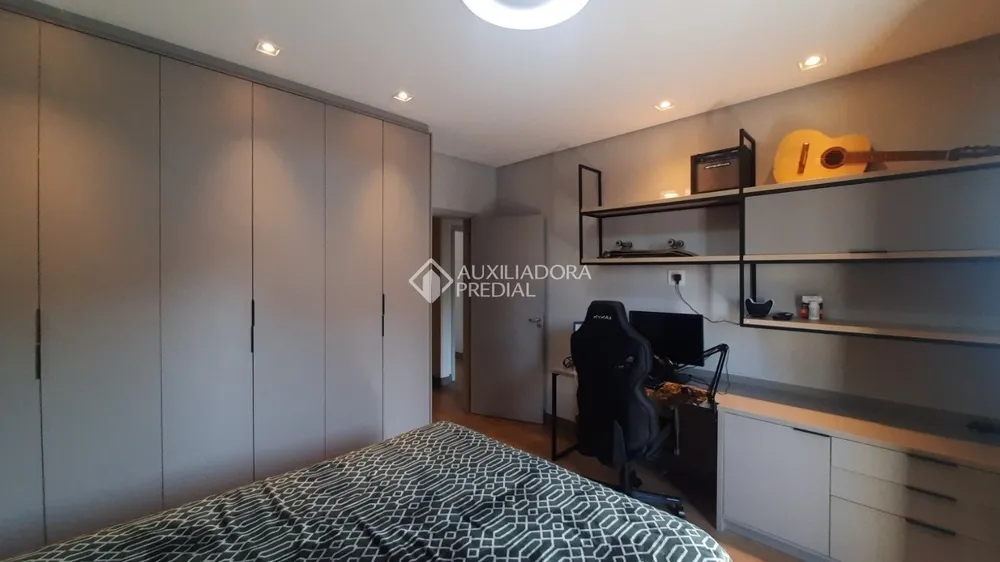 Casa, 4 quartos, 340 m² - Foto 13