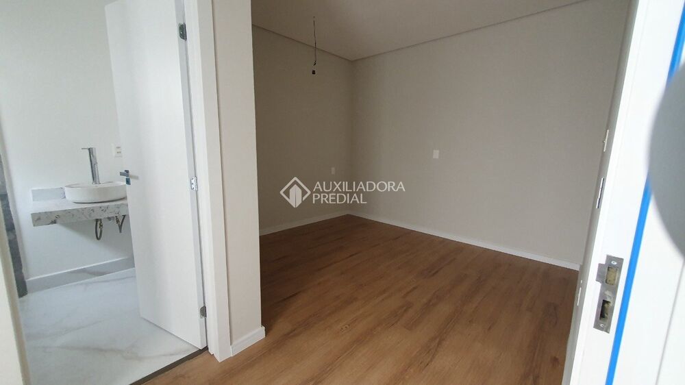 Casa, 3 quartos, 220 m² - Foto 8