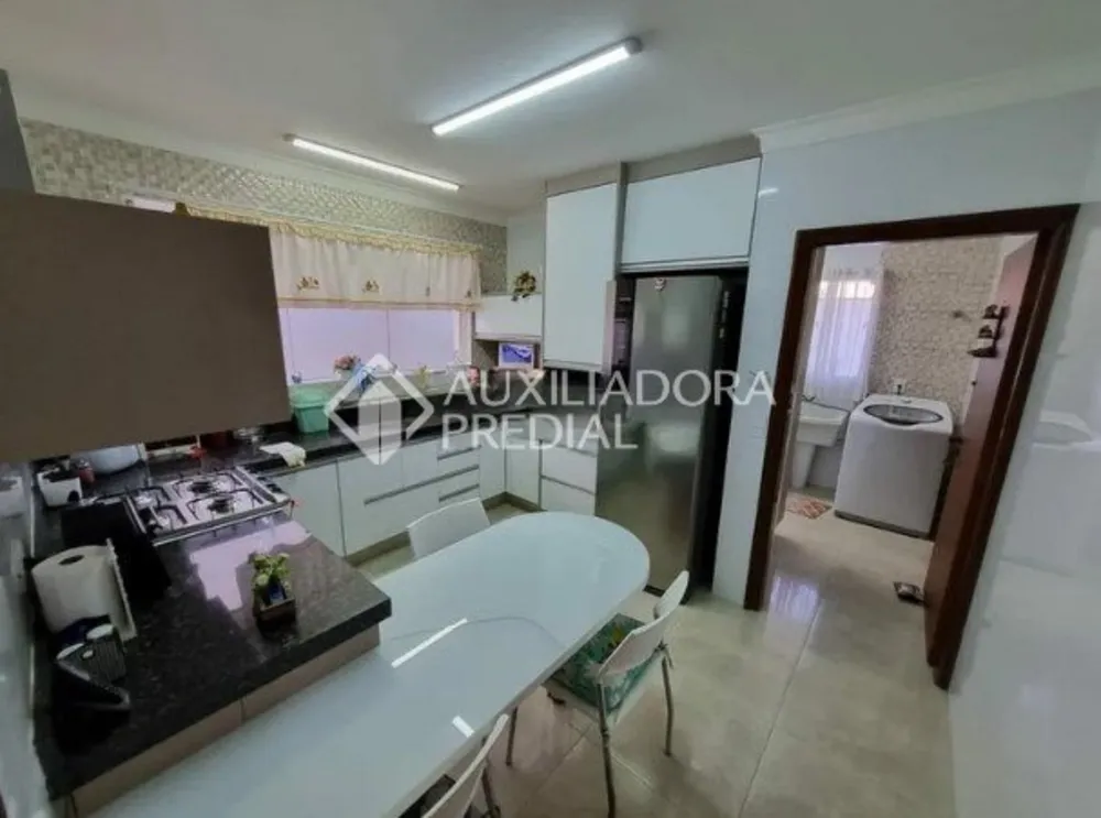 Casa, 4 quartos, 290 m² - Foto 13