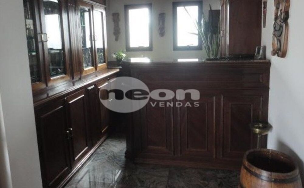 Apartamento, 3 quartos, 200 m² - Foto 2