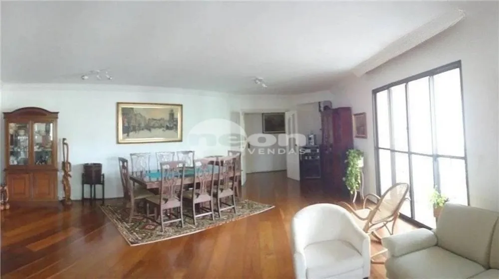 Apartamento, 3 quartos, 200 m² - Foto 1