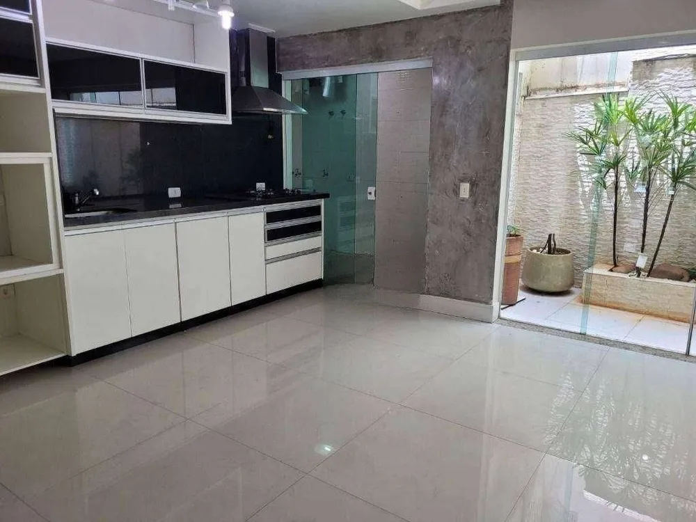 Casa, 3 quartos, 210 m² - Foto 3