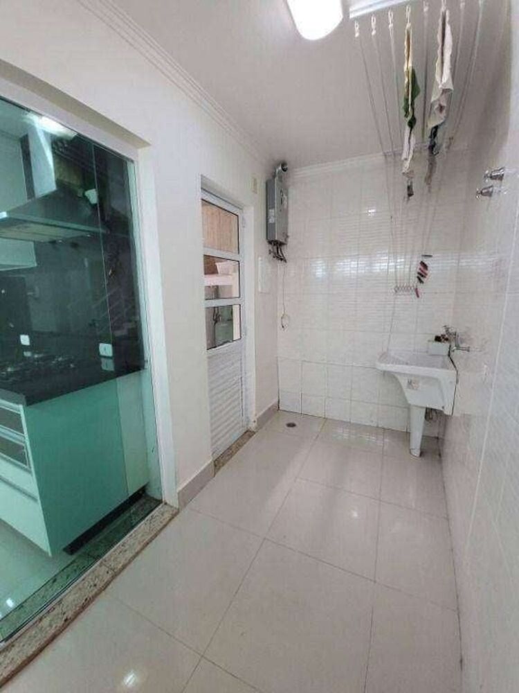 Casa, 3 quartos, 210 m² - Foto 1