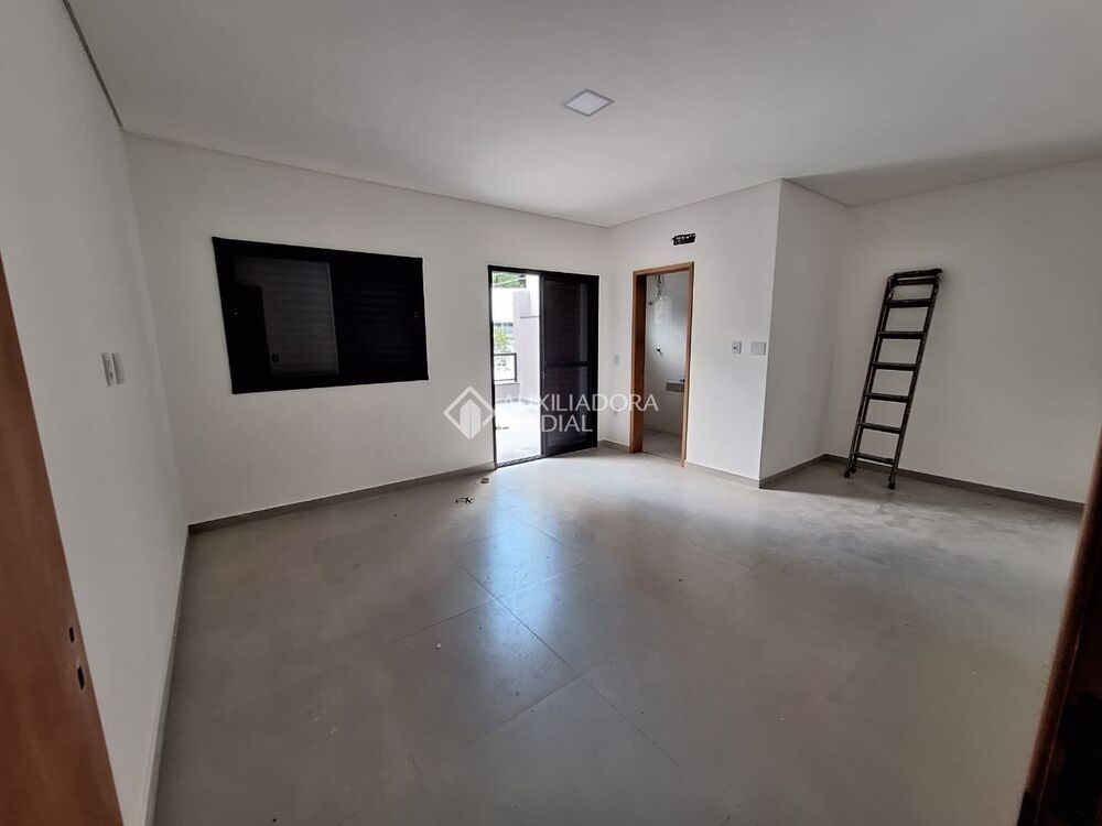 Casa, 3 quartos, 199 m² - Foto 1