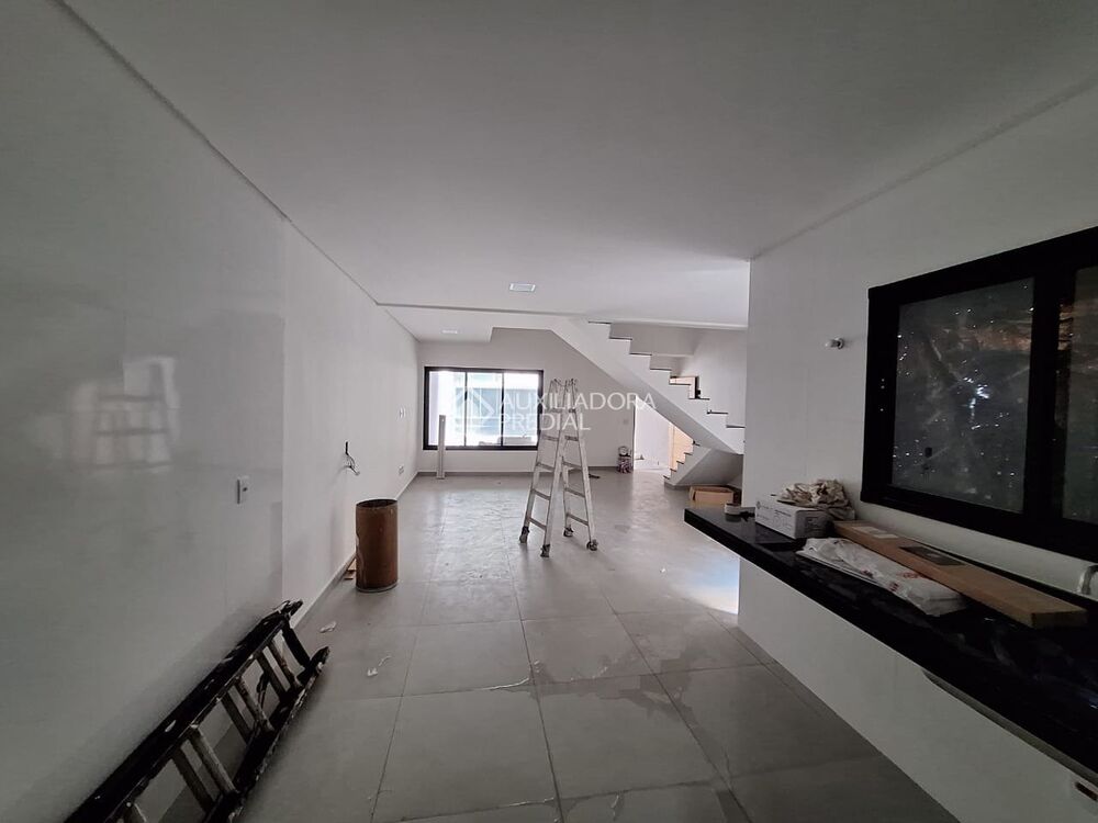 Casa, 3 quartos, 199 m² - Foto 2