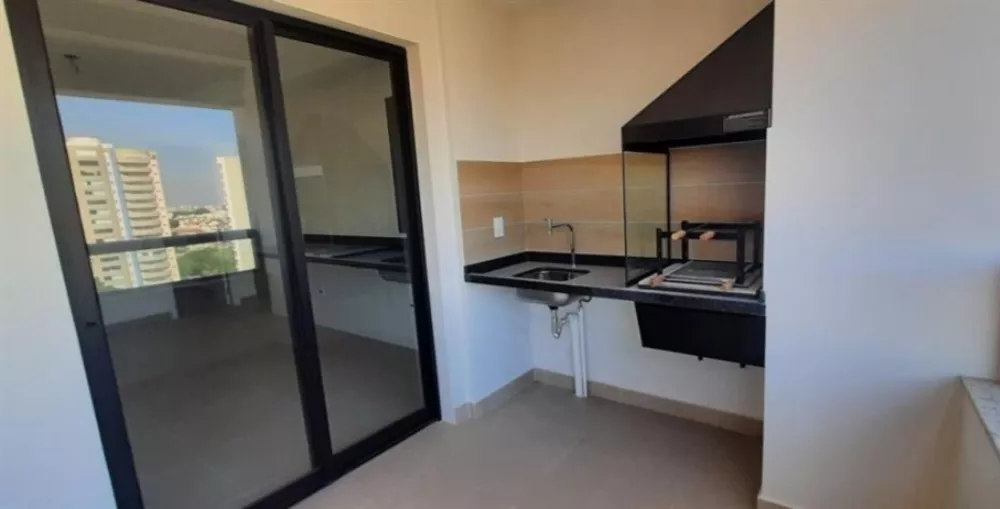 Apartamento à venda com 3 quartos, 135m² - Foto 1