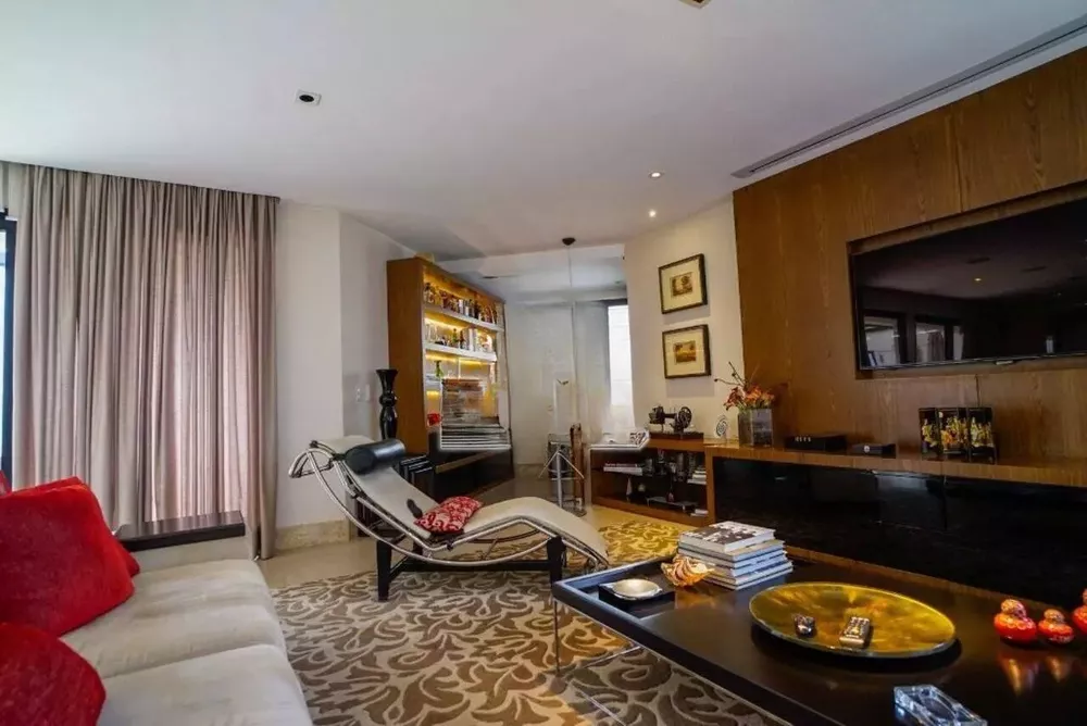 Cobertura à venda com 4 quartos, 357m² - Foto 4