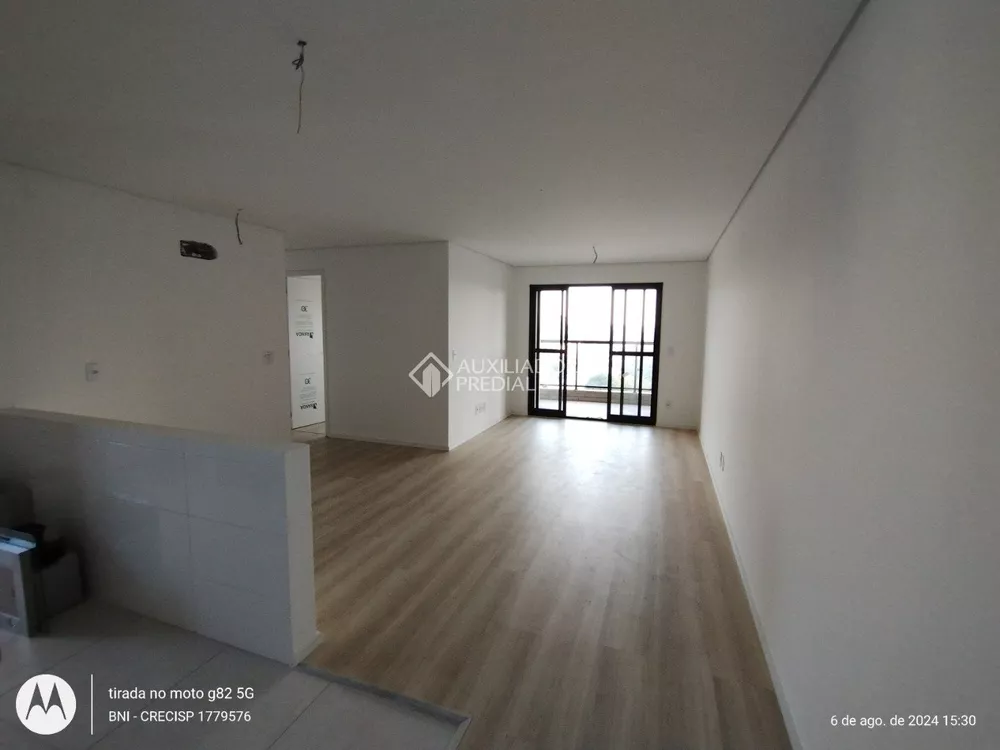 Apartamento à venda com 3 quartos, 87m² - Foto 6