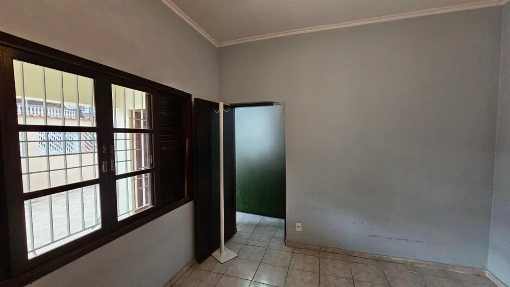 Casa, 3 quartos, 236 m² - Foto 9
