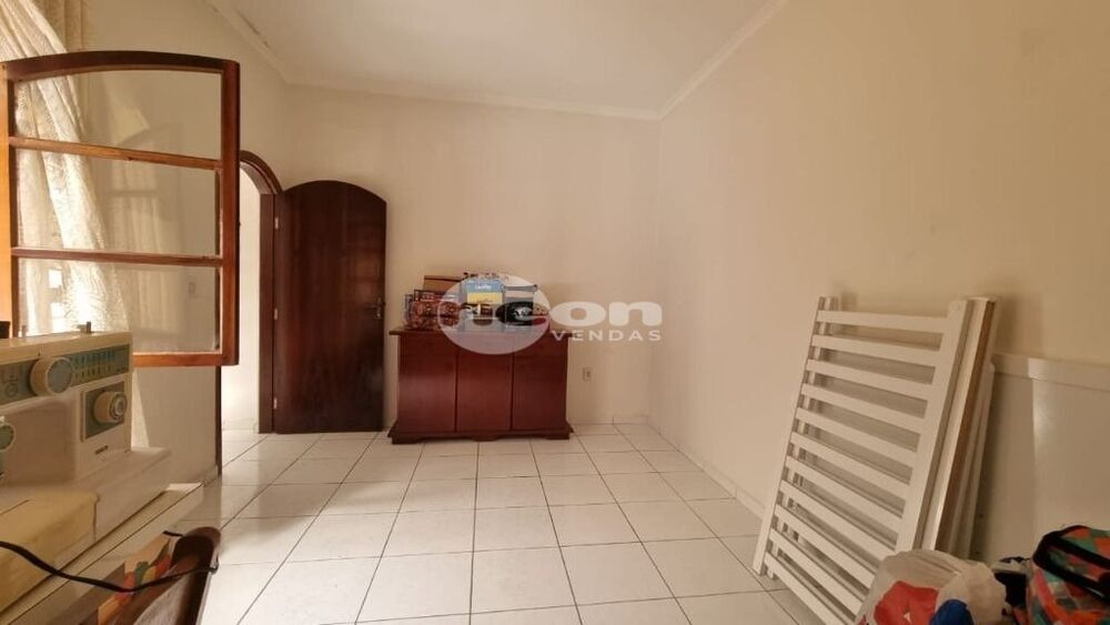 Casa, 3 quartos, 264 m² - Foto 5