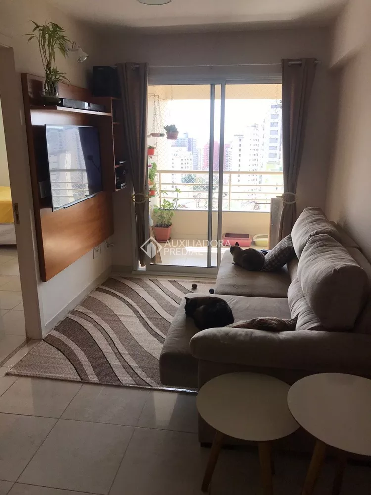 Apartamento à venda com 2 quartos, 68m² - Foto 3