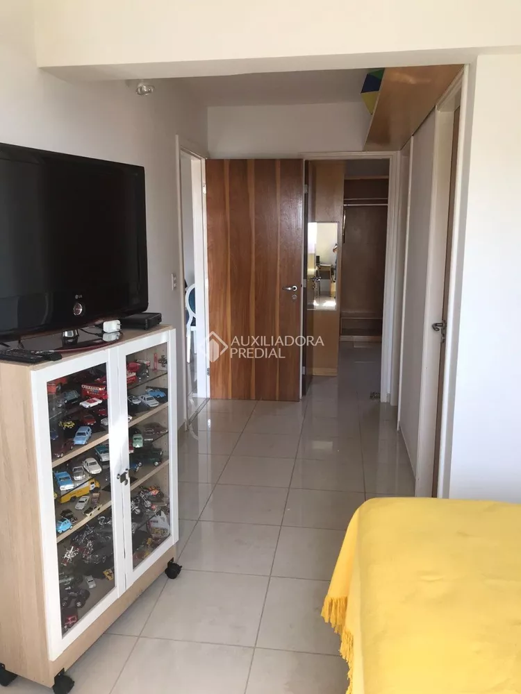 Apartamento à venda com 2 quartos, 68m² - Foto 6