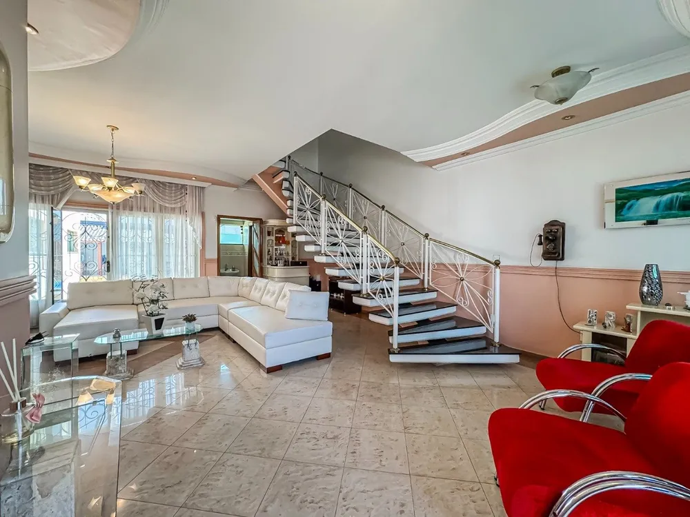 Casa, 3 quartos, 445 m² - Foto 3