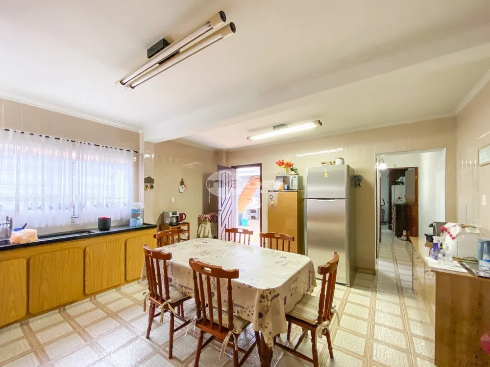 Casa, 3 quartos, 240 m² - Foto 5