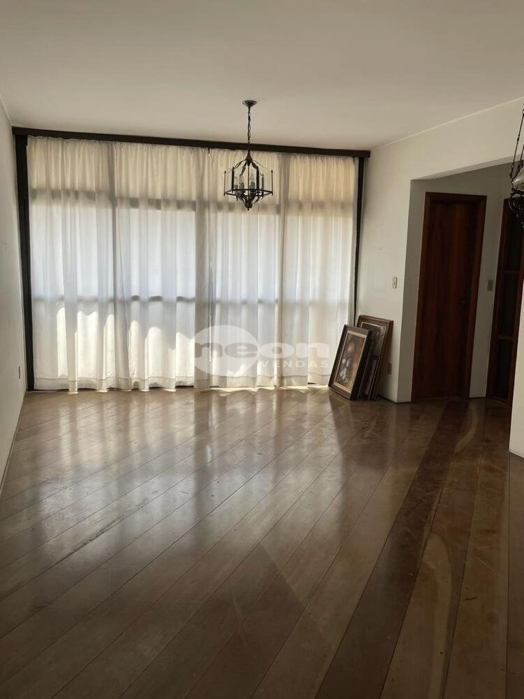 Apartamento, 3 quartos, 130 m² - Foto 1