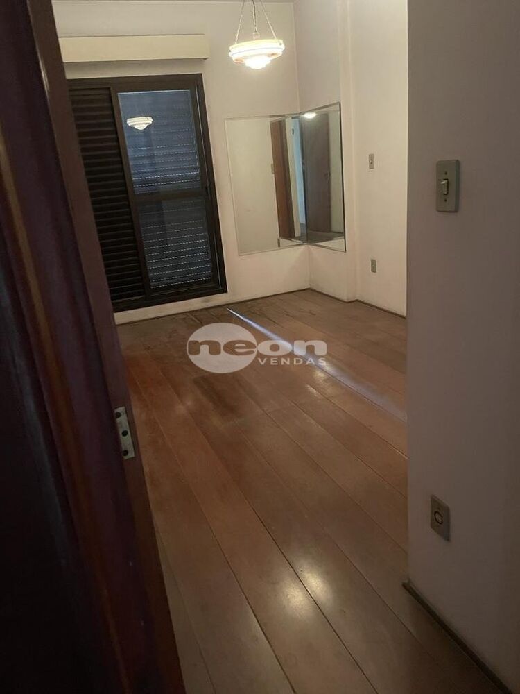 Apartamento, 3 quartos, 130 m² - Foto 3