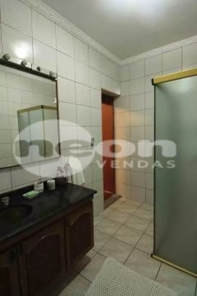 Casa à venda com 3 quartos, 338m² - Foto 49