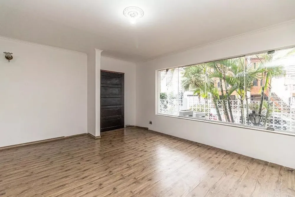 Casa, 3 quartos, 228 m² - Foto 2