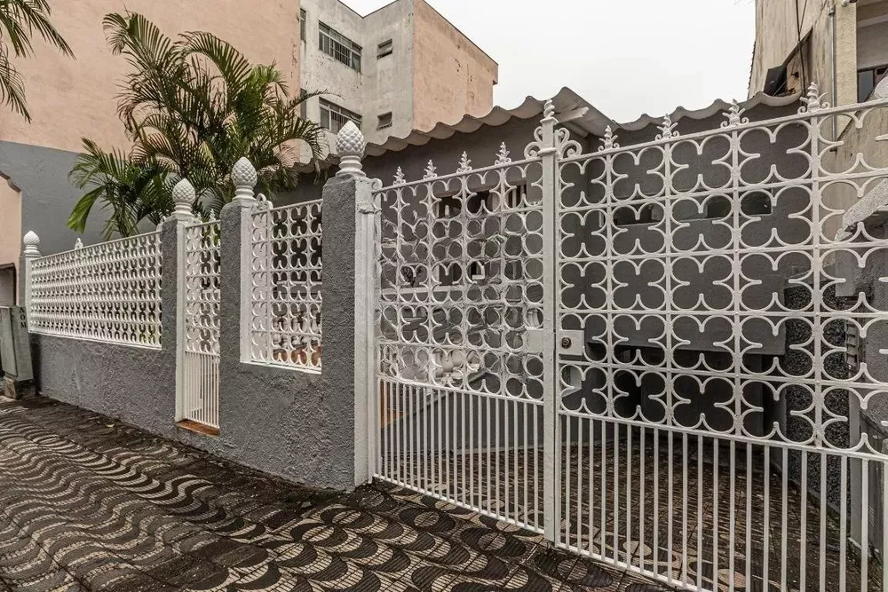 Casa, 3 quartos, 228 m² - Foto 1