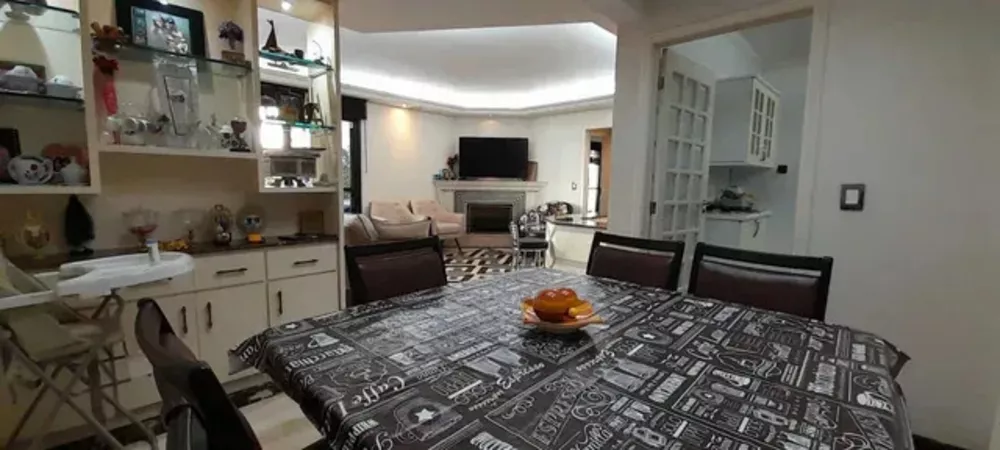 Apartamento à venda com 3 quartos, 153m² - Foto 3