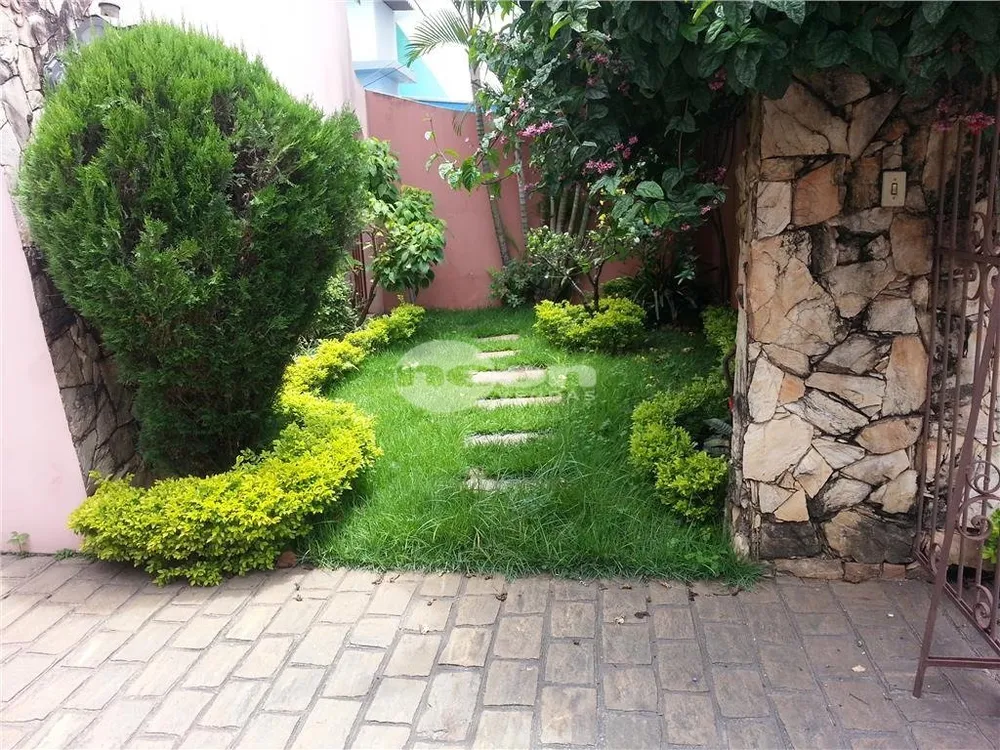 Casa, 3 quartos, 218 m² - Foto 12