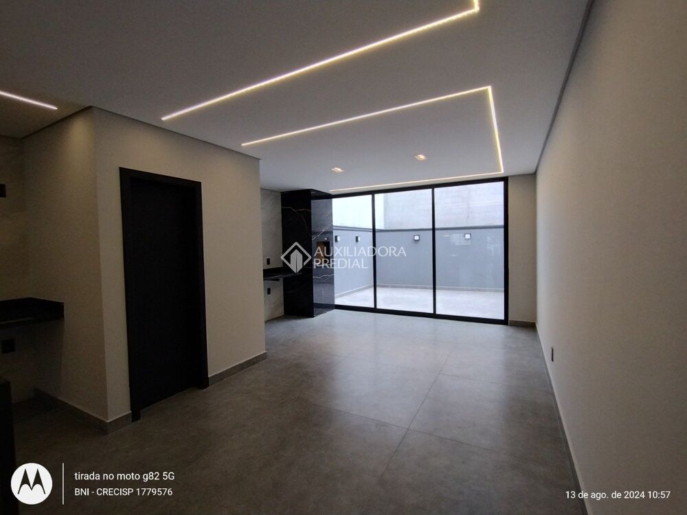 Casa, 3 quartos, 211 m² - Foto 3