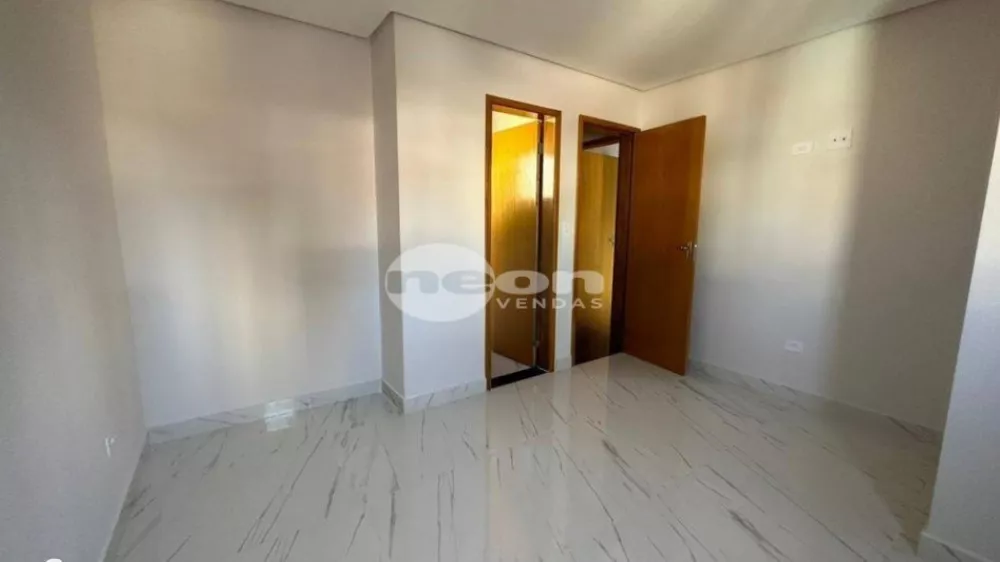 Casa à venda com 2 quartos, 125m² - Foto 5