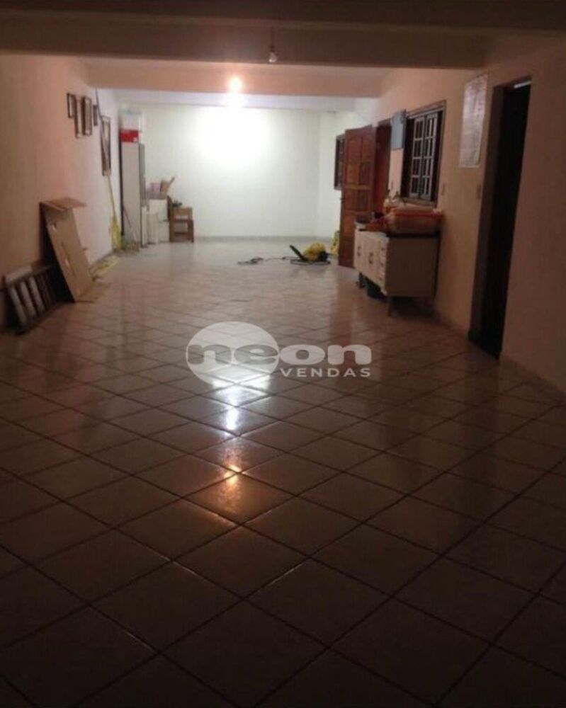 Casa, 3 quartos, 309 m² - Foto 2