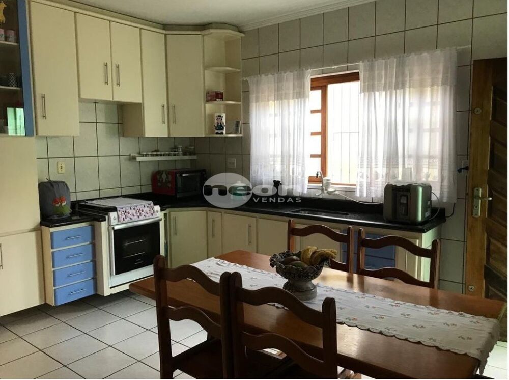 Casa, 3 quartos, 309 m² - Foto 4