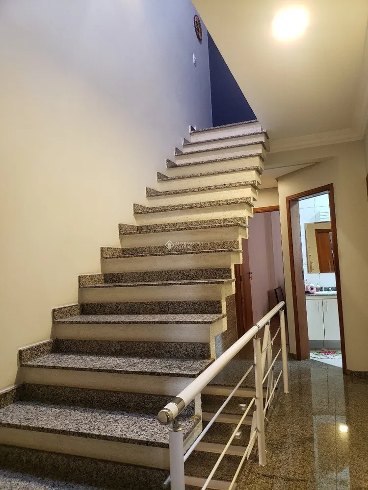Casa, 3 quartos, 164 m² - Foto 9