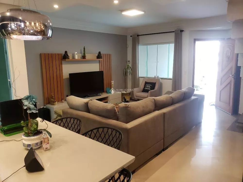 Casa à venda com 3 quartos, 164m² - Foto 5