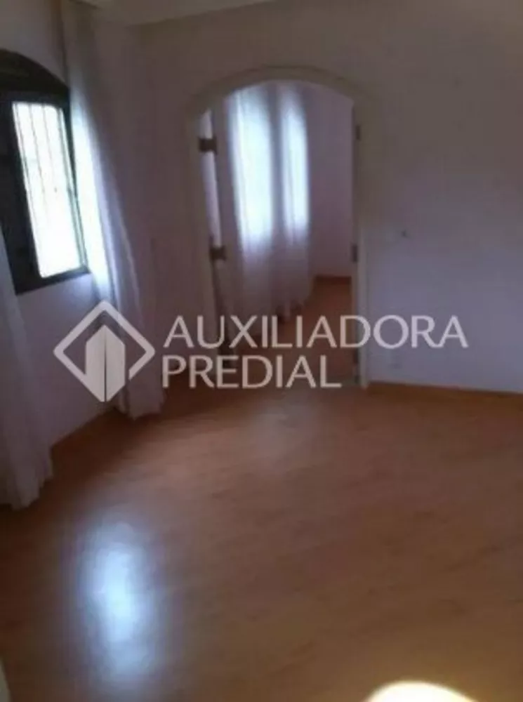 Casa, 3 quartos, 260 m² - Foto 1