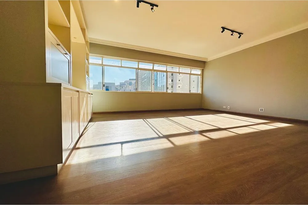 Apartamento, 3 quartos, 176 m² - Foto 2