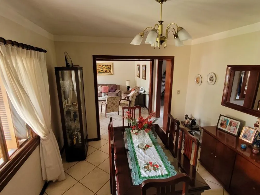 Casa, 3 quartos, 287 m² - Foto 4