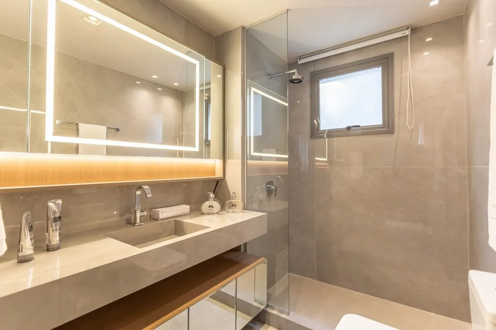 Apartamento, 3 quartos, 203 m² - Foto 1