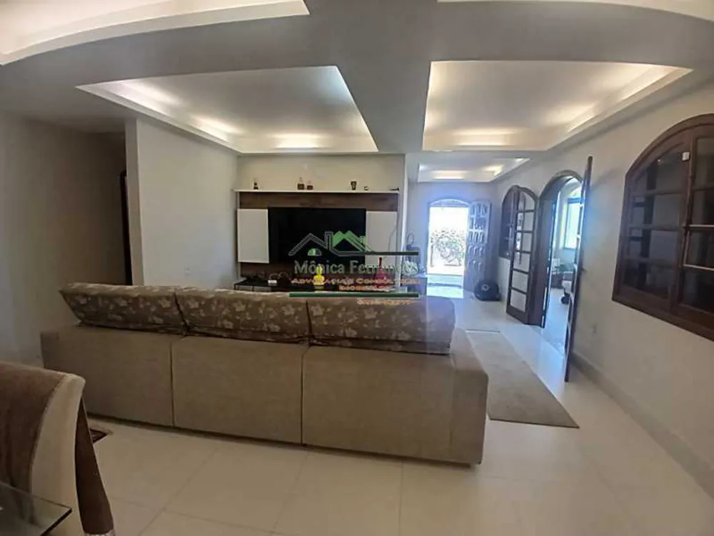Casa, 8 quartos, 230 m² - Foto 8