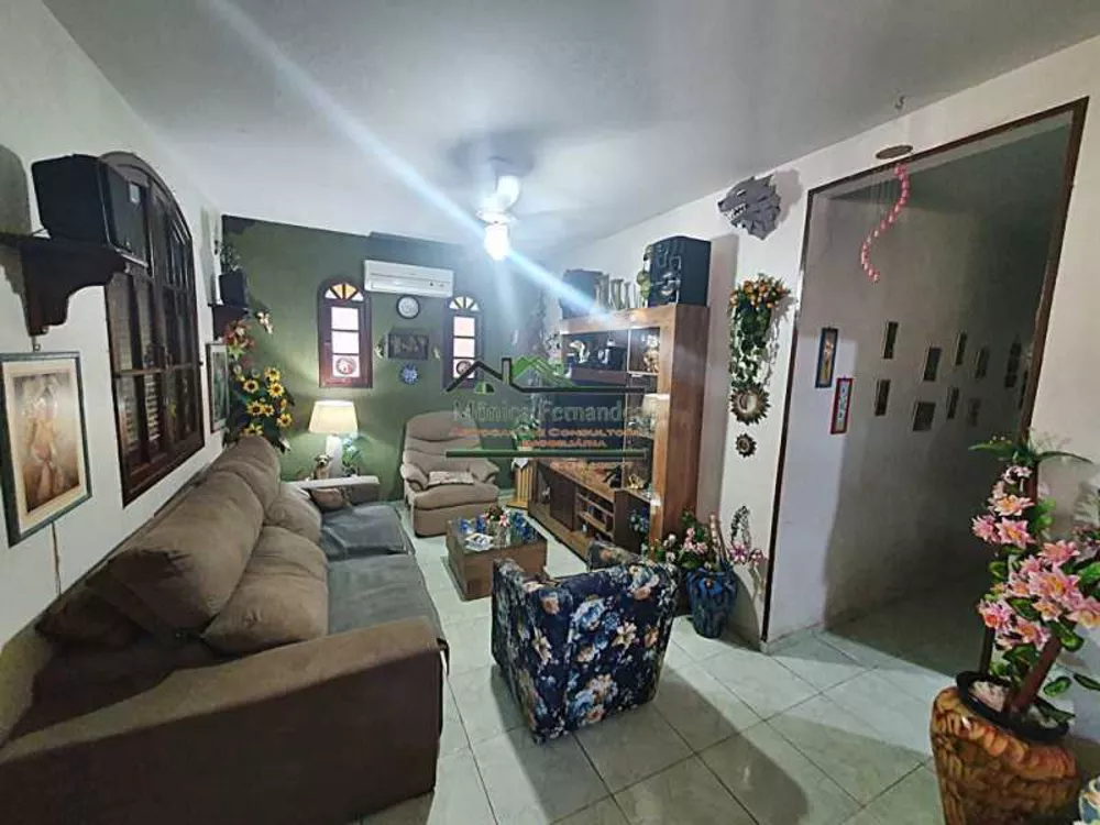 Casa, 3 quartos, 272 m² - Foto 4