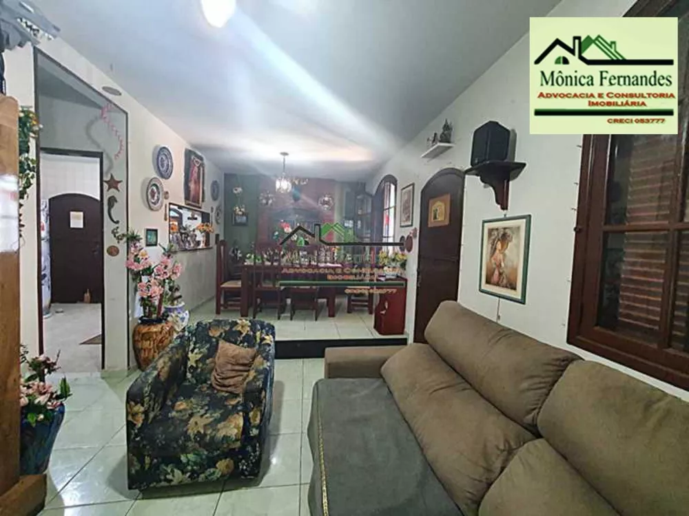 Casa, 3 quartos, 272 m² - Foto 1