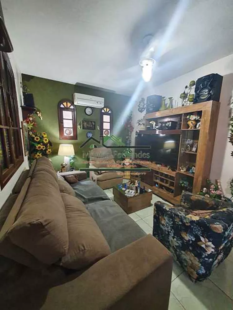 Casa, 3 quartos, 272 m² - Foto 3