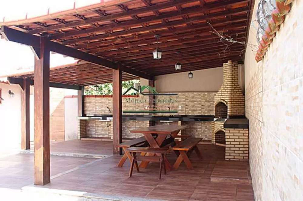 Casa, 4 quartos, 252 m² - Foto 2